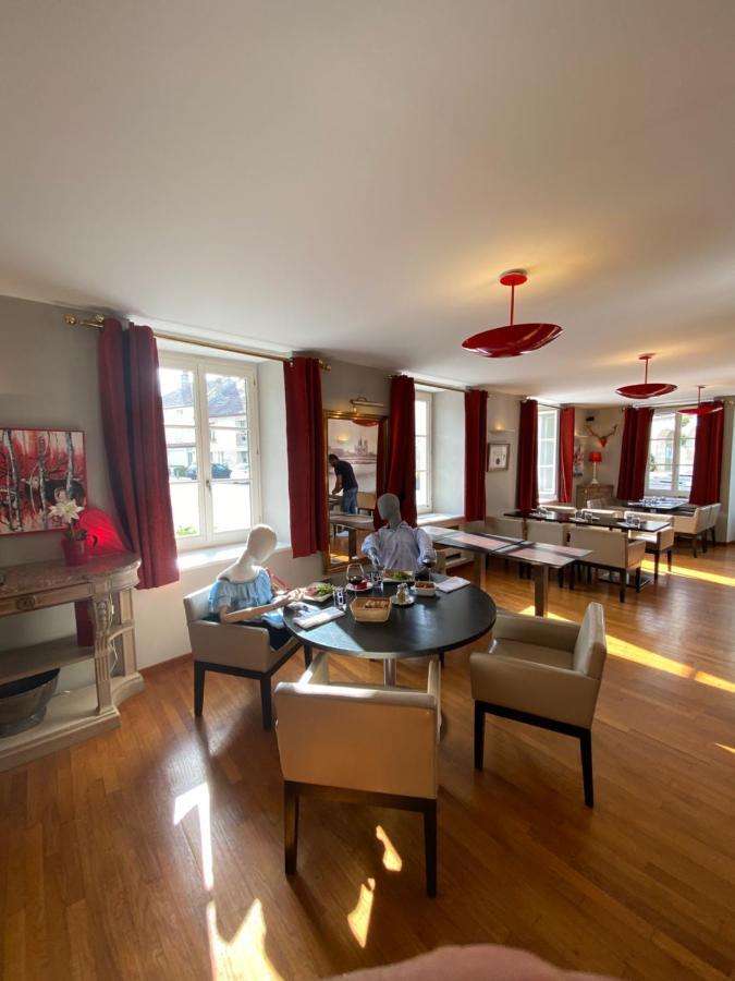 Hotel Restaurant Le Parc Arc-en-Barrois Buitenkant foto